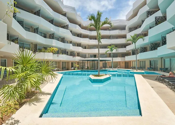 Centric 2br, 2pools, Near & 5th Ave Playa del Carmen