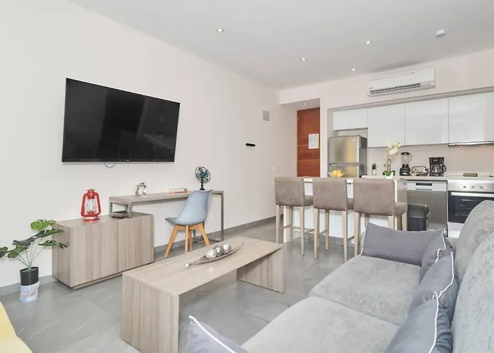 Centric 2br, 2pools, Near & 5th Ave Apartment Playa del Carmen