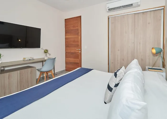 Centric 2br, 2pools, Near & 5th Ave * Playa del Carmen