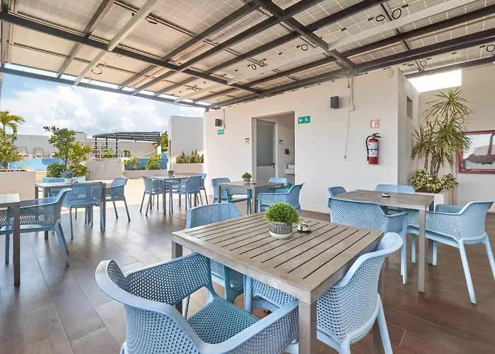 Apartment Centric 2br, 2pools, Near & 5th Ave Playa del Carmen